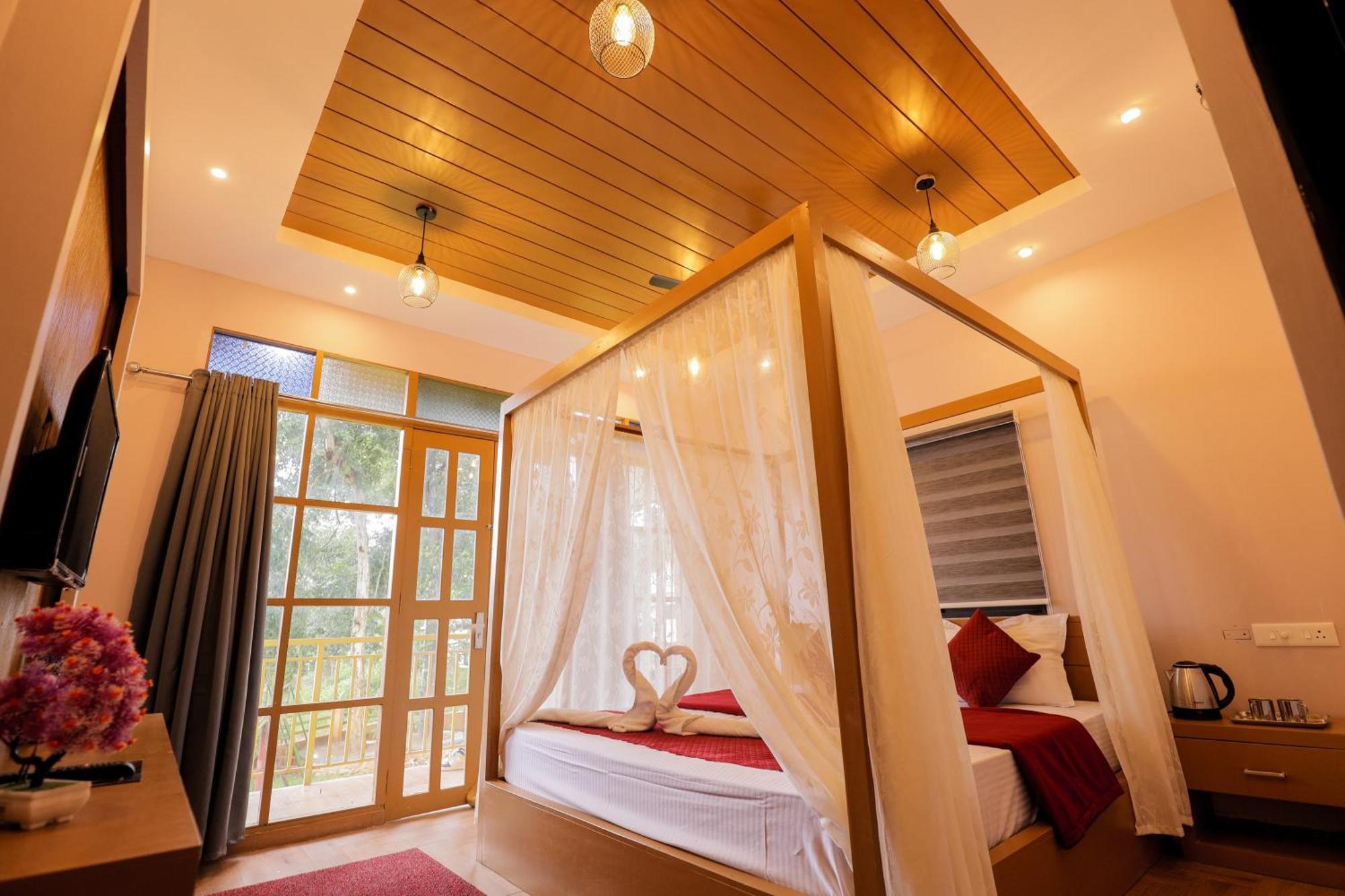 Sky Blue Homestay With Pool Vythiri Exterior foto