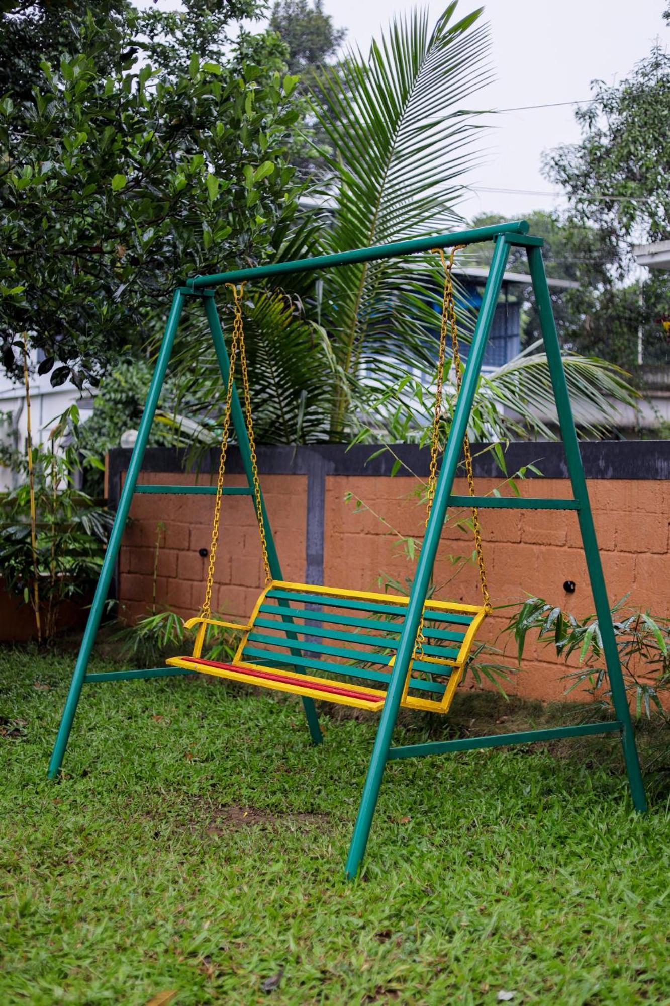 Sky Blue Homestay With Pool Vythiri Exterior foto